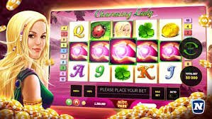 MMK47 အက်ပ် — Live Casino နှင့် Esports ဂိမ်းများ မိုဘိုင်းဖုန်းတွင် ချောမွေ့စွာ ကစားနေသောမြင်ကွင်း